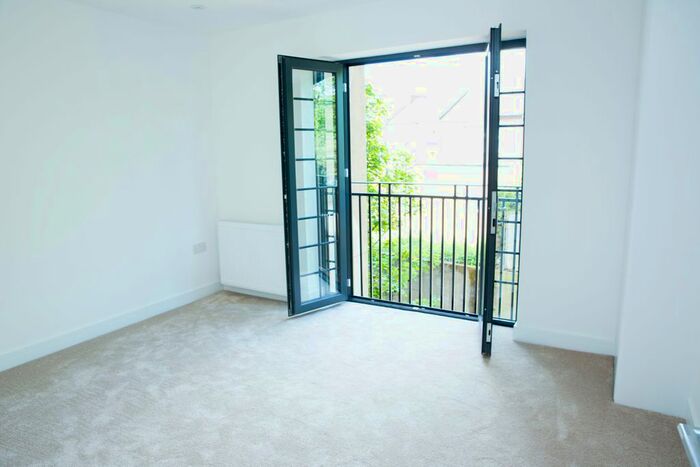 1 Bedroom Flat To Rent In John Street, Luton, LU1