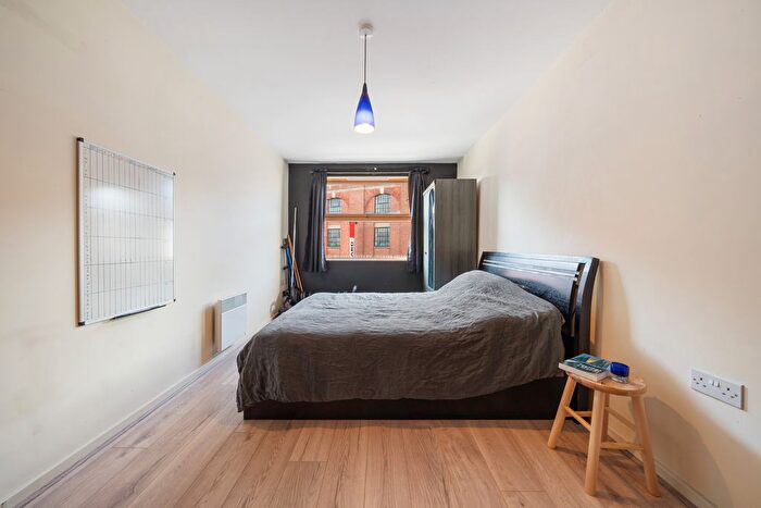 1 Bedroom Flat To Rent In Hungerford Road, London, N7