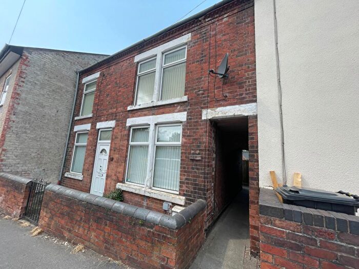 2 Bedroom Flat To Rent In Thorpes Road, Heanor, DE75