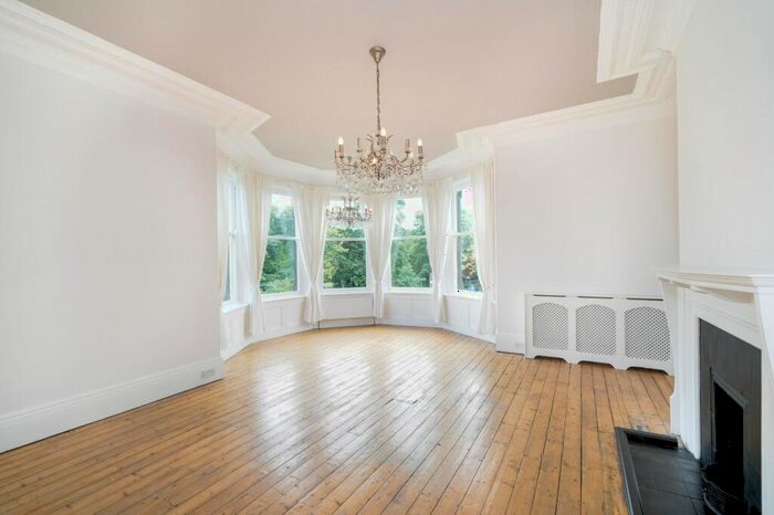 2 Bedroom Apartment To Rent In Park Avenue, Harrogate, HG2