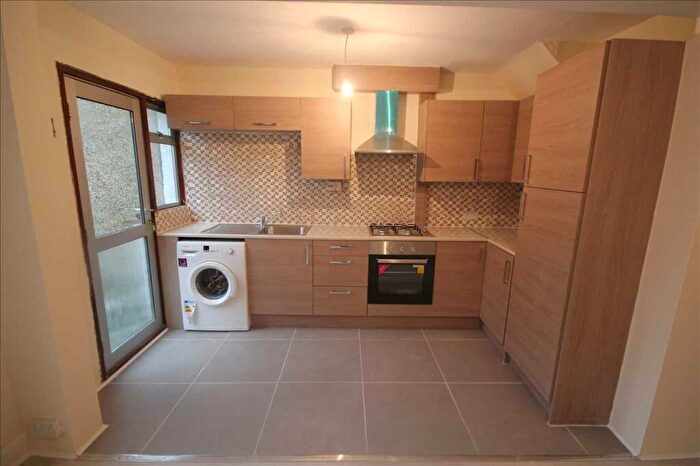 3 Bedroom Terraced House To Rent In Lucas Avenue, Harrow, HA2