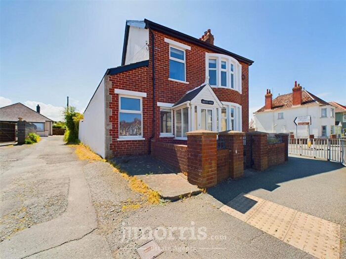 3 Bedroom Detached House For Sale In Vergam Terrace, Fishguard, SA65