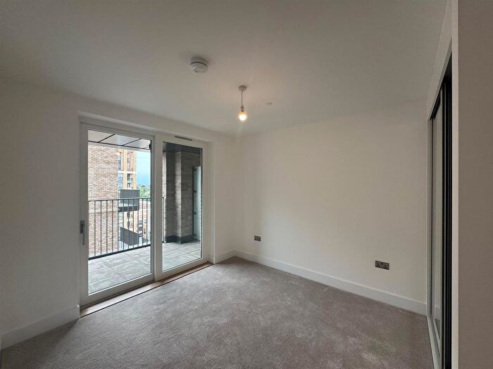 1 Bedroom Property To Rent In Sanday Drive, Colindale, London, NW9