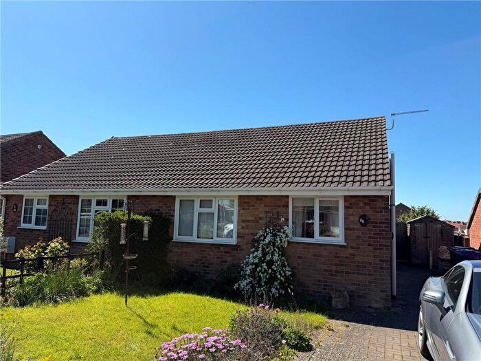 2 Bedroom Bungalow To Rent In Edmunds Road, Cranwell Village, Sleaford, Lincolnshire, NG34