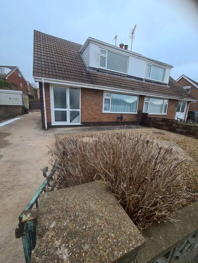 3 Bedroom Semi-Detached House To Rent In Nant Y Coed, Llandudno Junction, LL31