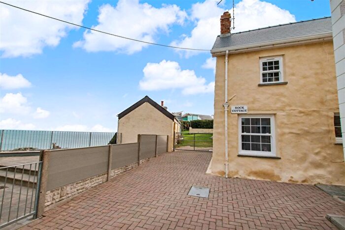 4 Bedroom Detached House For Sale In Aberporth, Cardigan, SA43