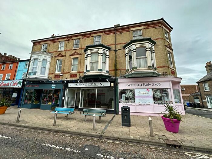 3 Bedroom Flat To Rent In London Road South, Lowestoft, NR33