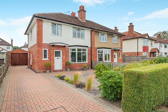 3 Bedroom Semi Detached House For Sale In St. Helens Road, Harrogate, HG2