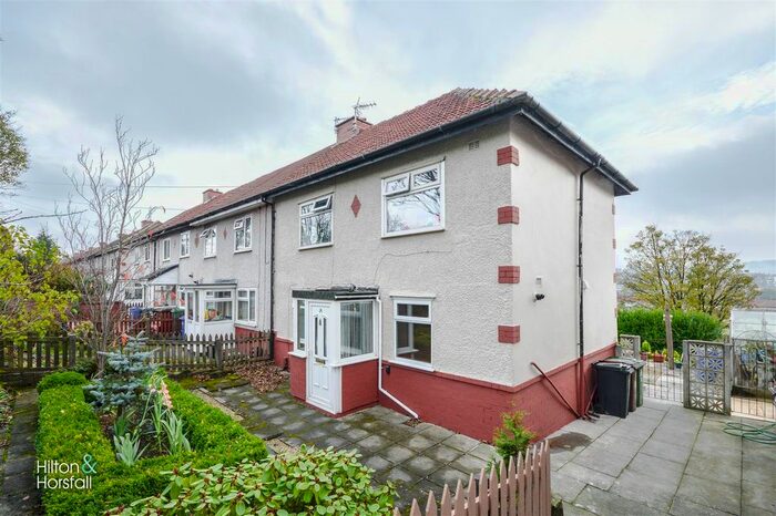 3 Bedroom Semi-Detached House To Rent In Birtwistle Avenue, Colne, BB8