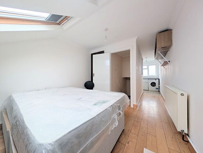 Studio To Rent In Durnsford Road, London, SW19
