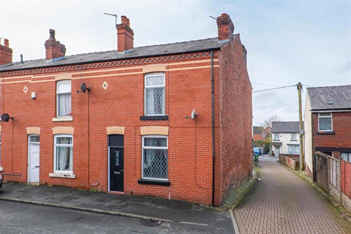 2 Bedroom End Of Terrace House For Sale In Fielden Street, Chorley, PR6