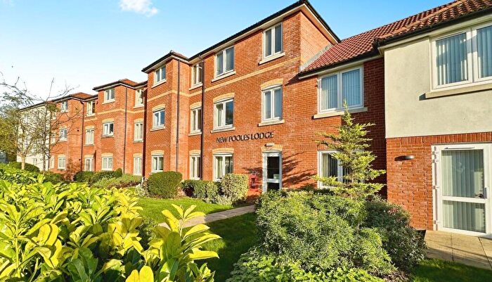 2 Bedroom Retirement Property For Sale In Staple Hill Road, Bristol, BS16