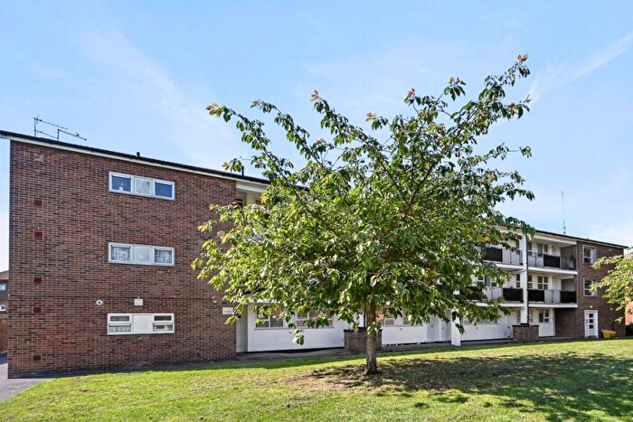 1 Bedroom Flat For Sale In Erith Road, Belvedere, DA17