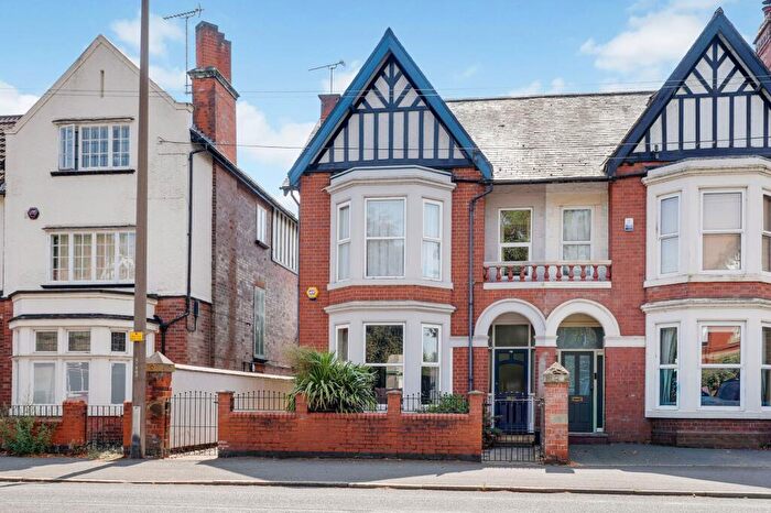4 Bedroom Semi-Detached House For Sale In Nottingham Road, Long Eaton, NG10