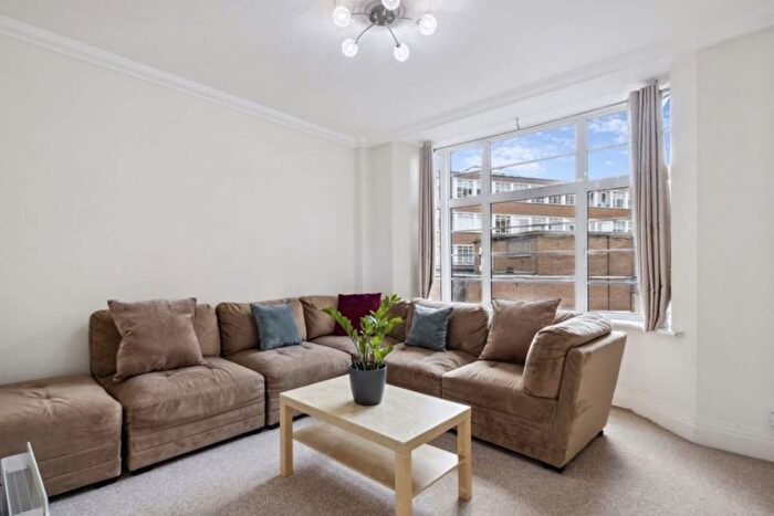 2 Bedroom Flat To Rent In Stourcliffe Close, Stourcliffe Street, W1H