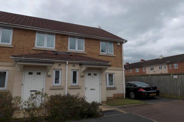 3 Bedroom Property To Rent In Pottery Farm Close, Bristol, BS13