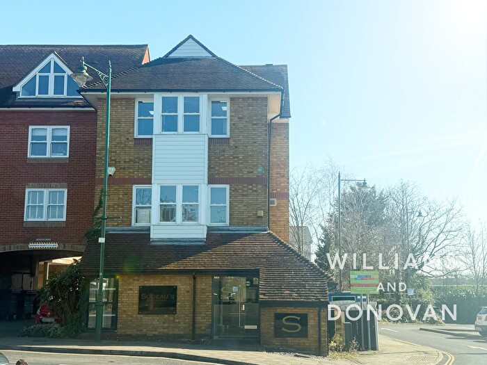 2 Bedroom Flat To Rent In Websters Way, Rayleigh, SS6