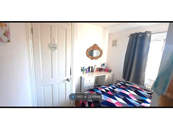 2 Bedroom Terraced House To Rent In Manton Crescent, Beeston, Nottingham, NG9