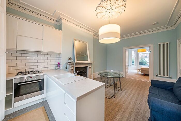 1 Bedroom Flat To Rent In Offerton Road, London, SW4