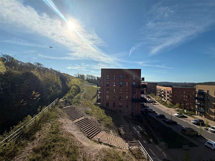 2 Bedroom Flat For Sale In Denman Place, Brighton, East Sussex, BN1