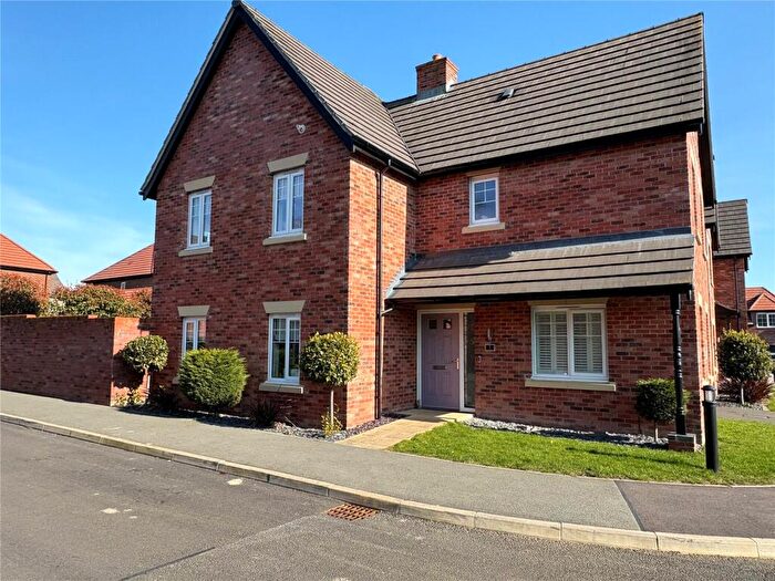 4 Bedroom Detached House For Sale In Poppy Way, Daventry, Northamptonshire, NN11