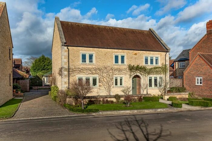 5 Bedroom Detached House For Sale In Finmere, Oxfordshire, MK18