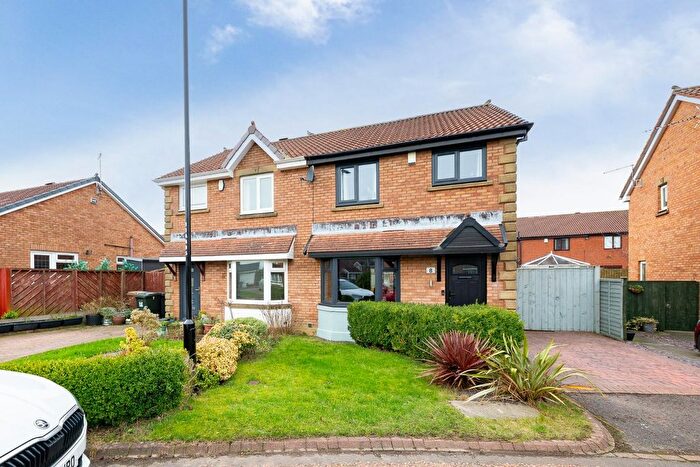 3 Bedroom Semi-Detached House For Sale In Ashley Close, Killingworth, NE12