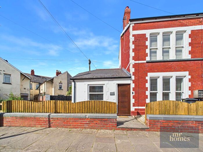 2 Bedroom End Of Terrace House For Sale In Fairfield Avenue, Canton, Cardiff, CF5