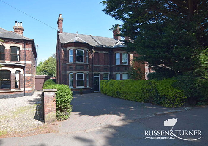 5 Bedroom Semi-Detached House For Sale In Gaywood Road, King's Lynn, PE30