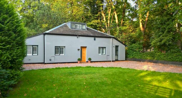 3 Bedroom Detached House To Rent In Rufford Road, Whalley Range, Manchester, M16