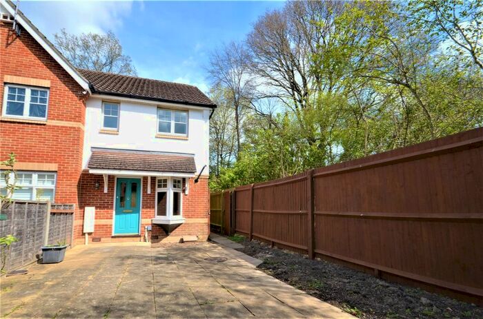 2 Bedroom Semi-Detached House To Rent In Horley, Surrey, RH6