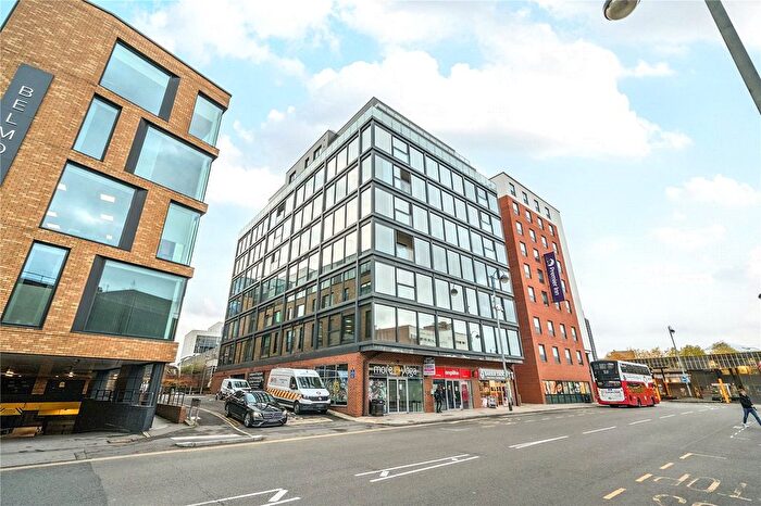 2 Bedroom Flat For Sale In Flat, Movia Apartments, Bakers Road, Uxbridge, UB8