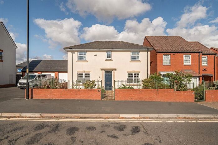 4 Bedroom Detached House For Sale In Green Wilding Road, Holmer, Hereford, HR1