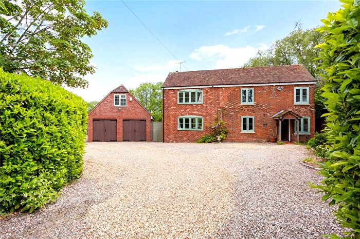 4 Bedroom Detached House To Rent In Abingdon Road, Sutton Courtenay, Abingdon, Oxfordshire, OX14