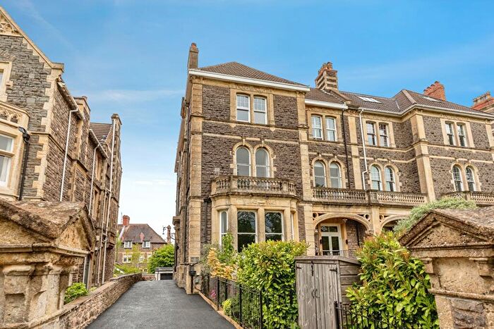 2 Bedroom Flat For Sale In Downleaze, Stoke Bishop, Bristol, BS9