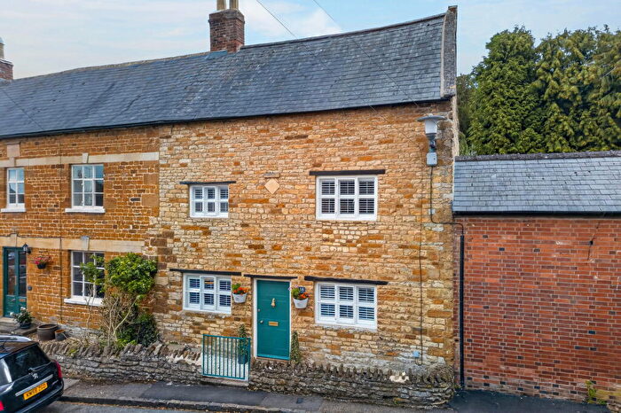3 Bedroom Cottage For Sale In Main Street, Middleton, Market Harborough, Leicestershire, LE16