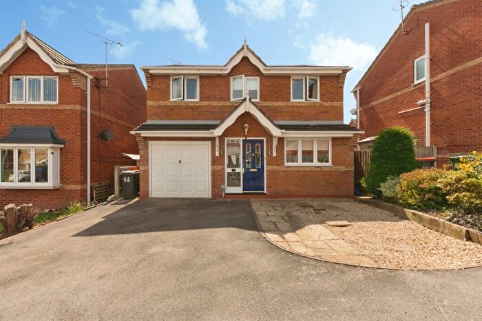 4 Bedroom Detached House For Sale In Wentworth Grove, Winsford, CW7