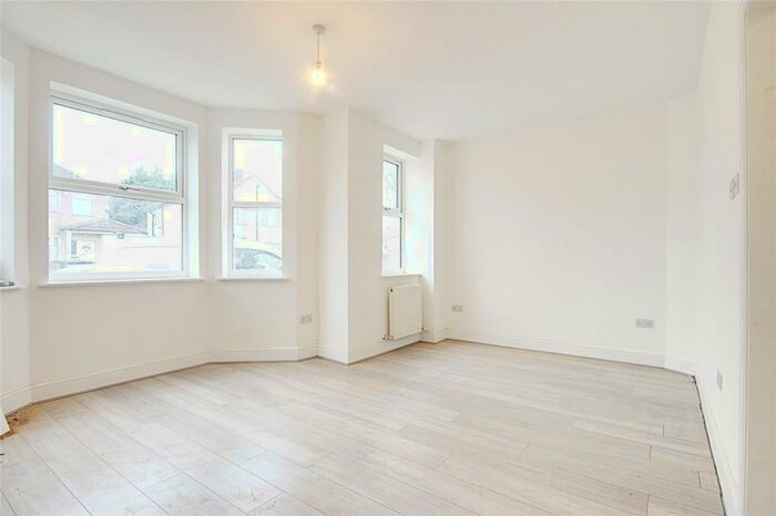 3 Bedroom End Of Terrace House To Rent In Freemantle Avenue, Enfield, EN3