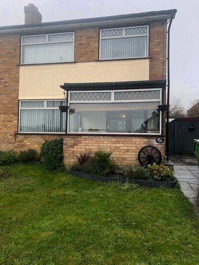 3 Bedroom Semi-Detached House To Rent In Fallowfield Close, Dovercourt, Harwich, CO12