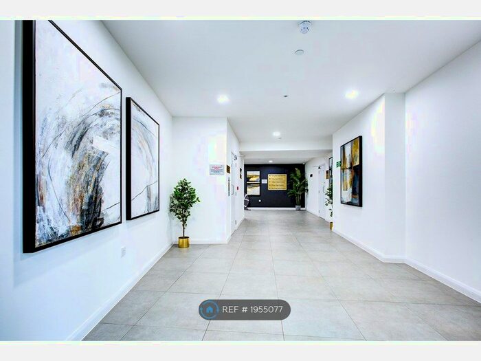 2 Bedroom Flat To Rent In Hampden Apartments, London, W3