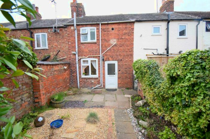 1 Bedroom Terraced House To Rent In Park Street, Earls Barton, Northampton, NN6