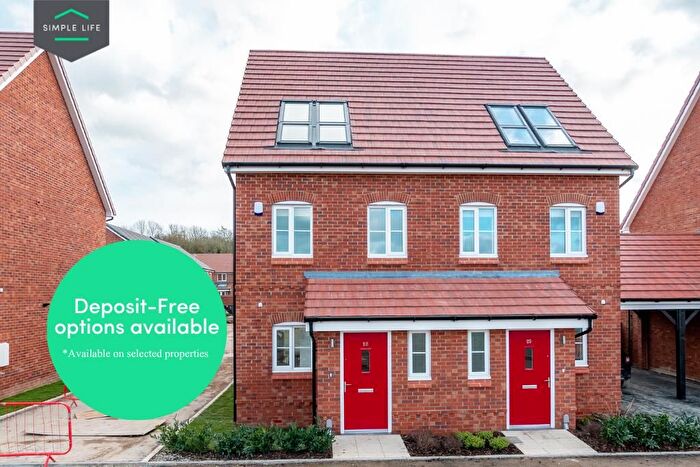 3 Bedroom Semi-detached House To Rent In Bluebell Croft, Houghton Regis, LU5