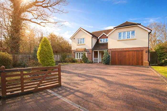 5 Bedroom Detached House For Sale In Northcote Road, West Horsley, KT24