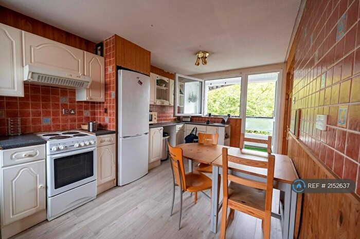 4 Bedroom Maisonette To Rent In Goldman Close, London, E2