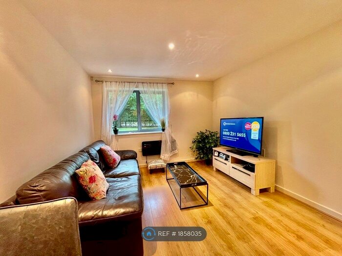 1 Bedroom Flat To Rent In (Short Let Only), London, NW10