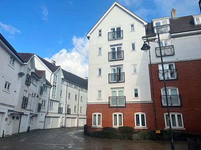 2 Bedroom Apartment To Rent In Drying Shed Lane, Canterbury, CT1