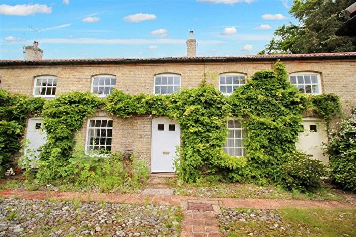 Cottage For Sale In Brewery Yard, Gunton Park, Hanworth, Norwich, Norfolk, NR11
