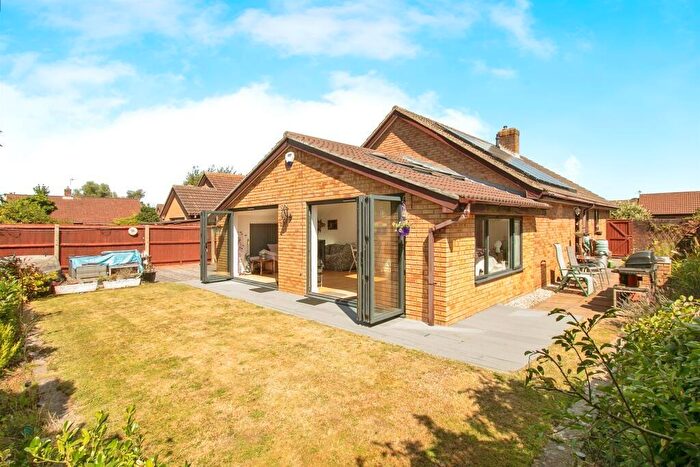2 Bedroom Detached House For Sale In Sorrell Way, Hobourne Farm, BH23