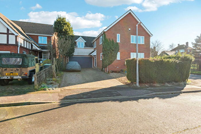 5 Bedroom Detached House For Sale In Wheatlands Close, Maulden, MK45
