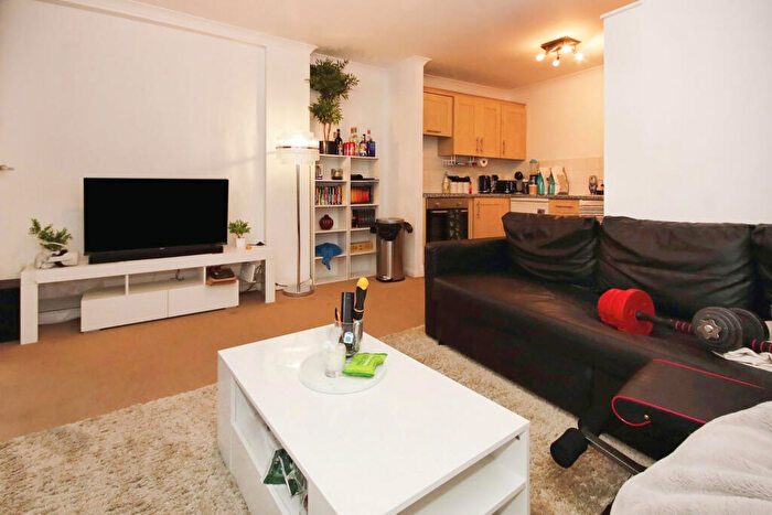 1 Bedroom Apartment For Sale In Bridge Street, Northampton, NN1